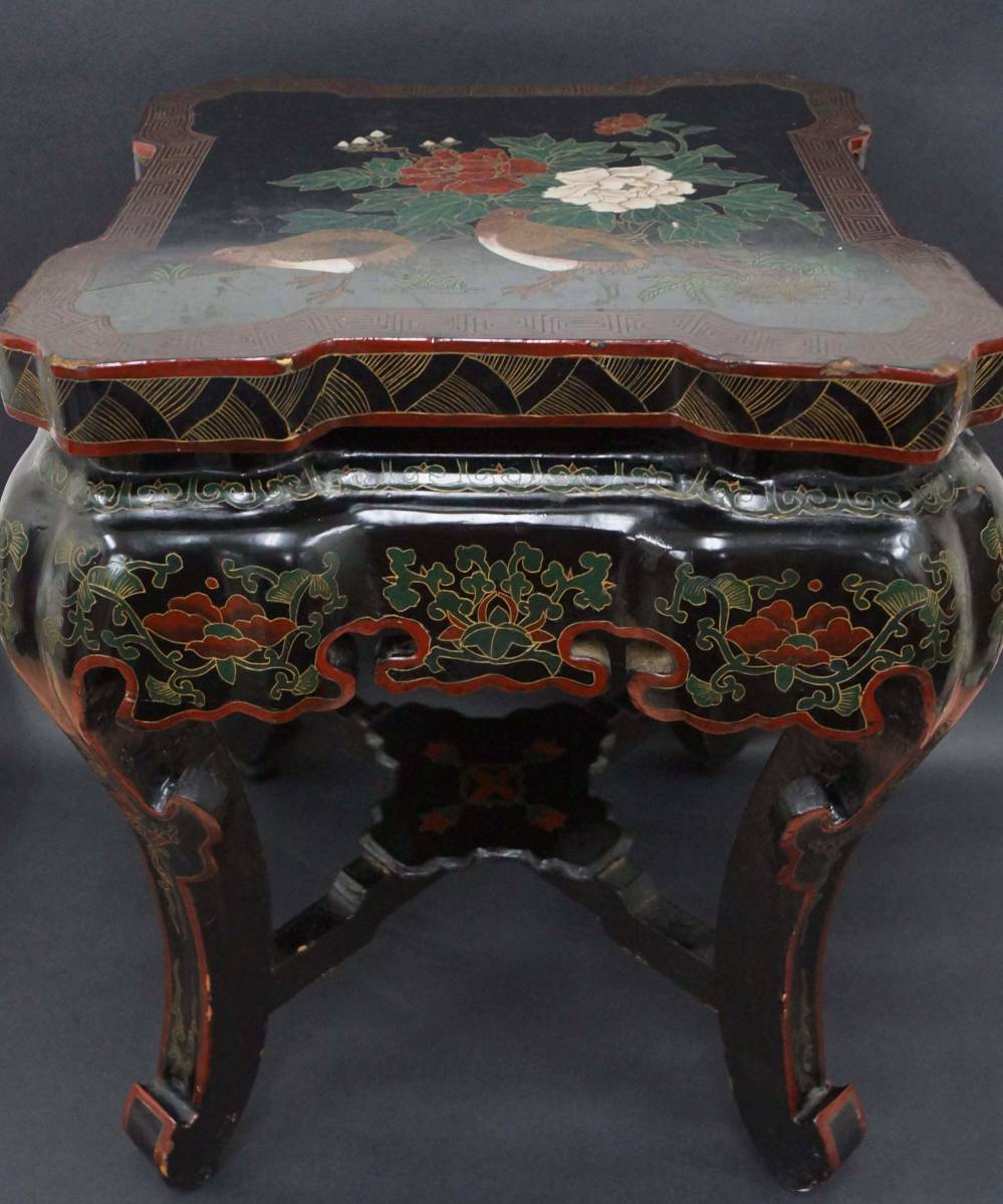 閑】木製漆塗細工彫『牡丹鶉文祥瑞文』高足花台猫脚台 飾台 香炉台