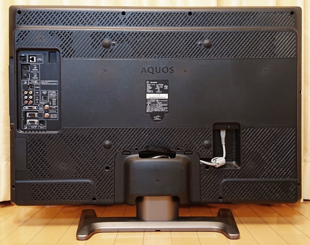 シャープAQUOS37インチテレビB-CAS、リモコン付き