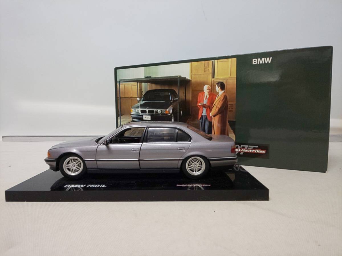 BMW 007 Never Dies Bond Tomorrow 750iL 750IL James | TOMORROW
