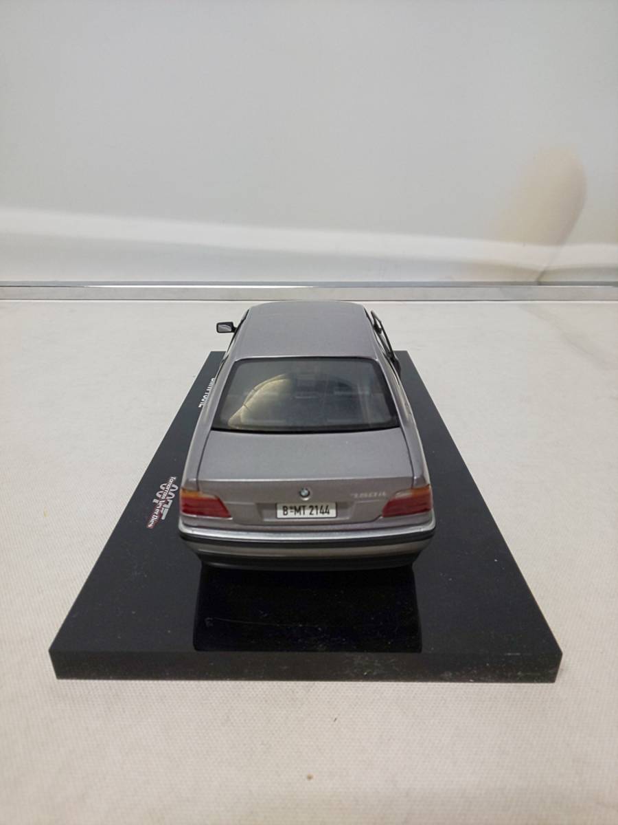 BMW 007 Never Dies Bond Tomorrow 750iL 750IL James | TOMORROW