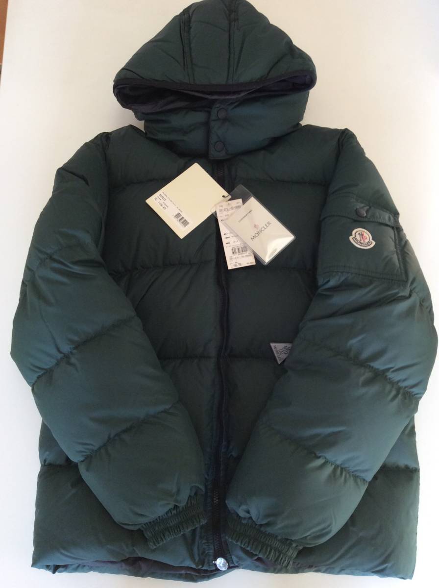 MONCLER BAZILLE 