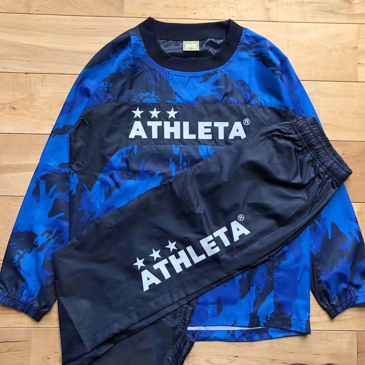 全国無料，100%新品 ATHLETA アスレタ ジュニアピステ上下セットbe150サイズ(ウインドブレーカー)｜売買されたオークション情報、yahooの商品情報をアーカイブ公開 - オークファン ウインドブレーカー