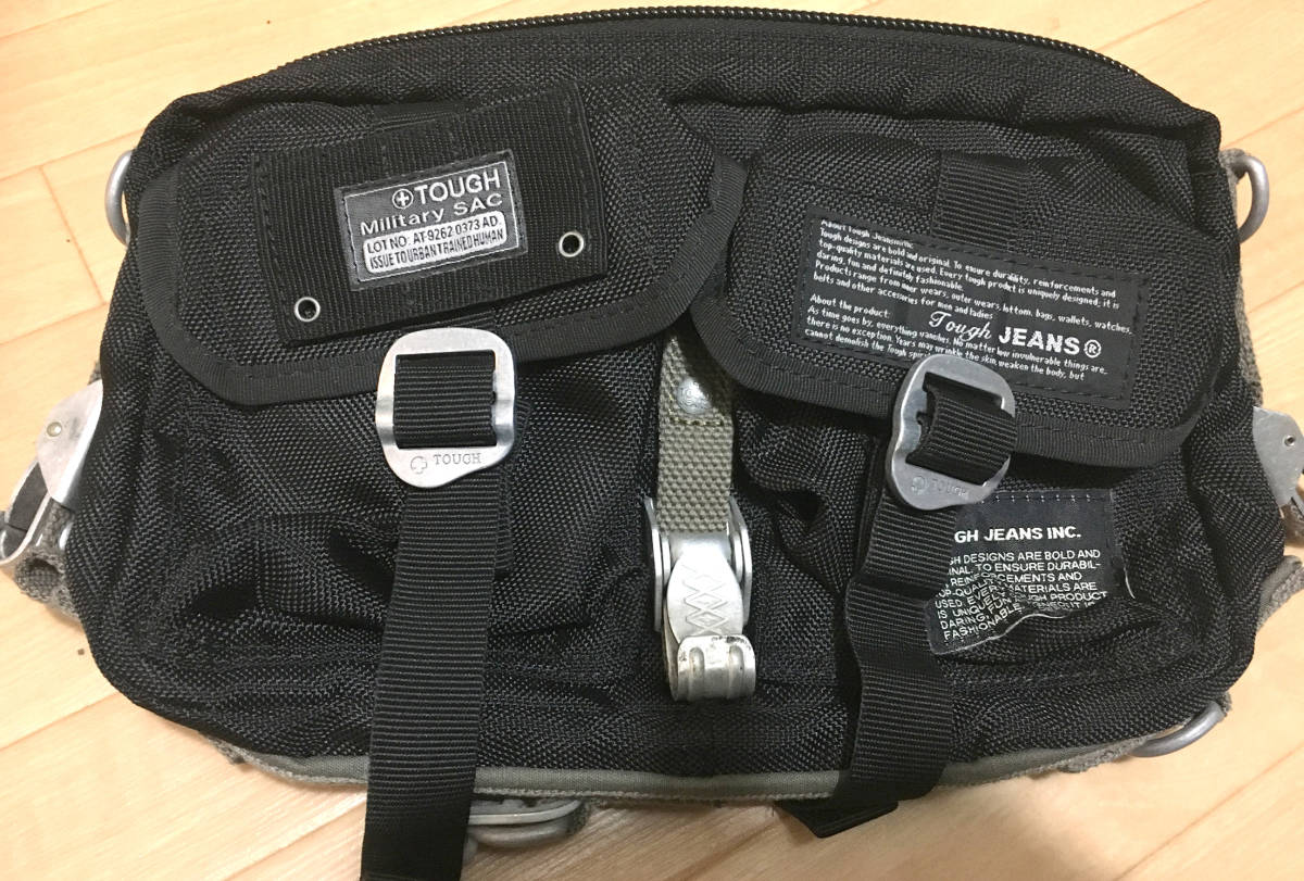TOUGH - ウエストバッグ Toughタフ ポーチ ブラックの通販 by 5S0004 