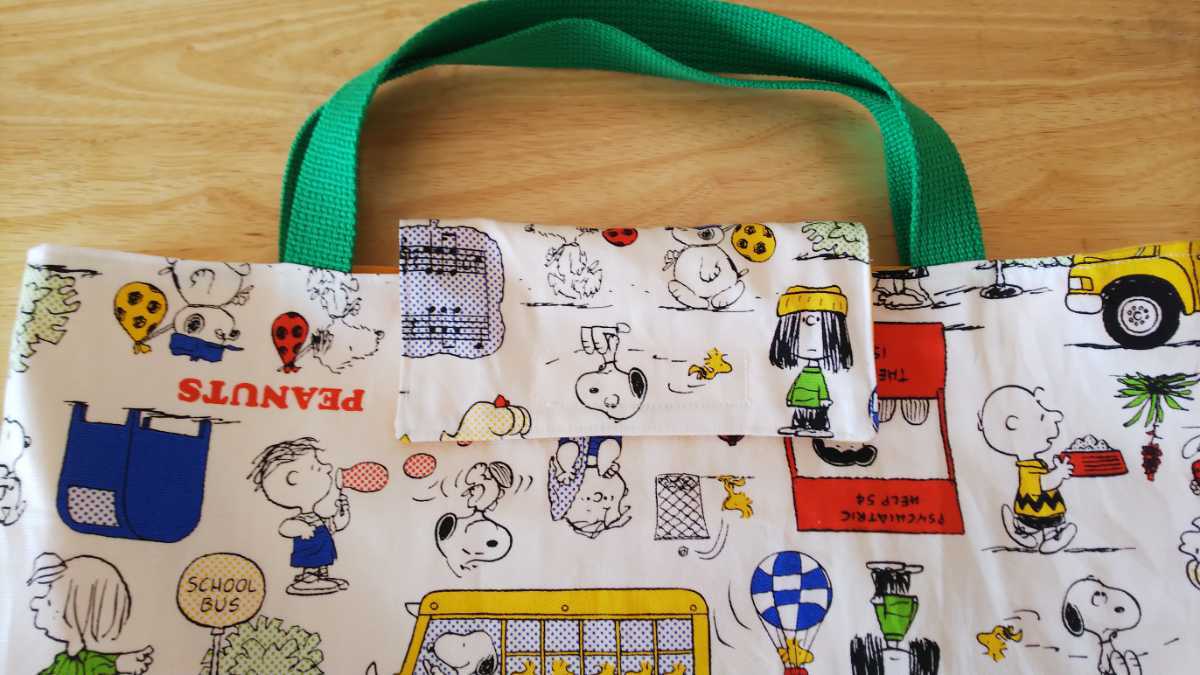 スヌーピー レッスンバック 大きめ ふた付 幼稚園 保育園 小学校 ハンドメイド Snoopy ヒッコリー 裏地付 内ポケット付 キッズ レッスンバッグ トートバッグ 売買されたオークション情報 Yahooの商品情報をアーカイブ公開 オークファン Aucfan Com