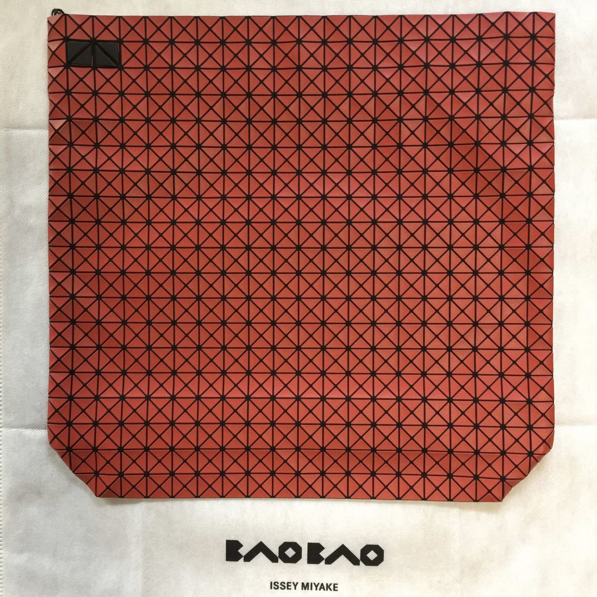 BAOBAO ISSEY MIYAKE バオバオイッセイミヤケ クラッチバッグ レッド 