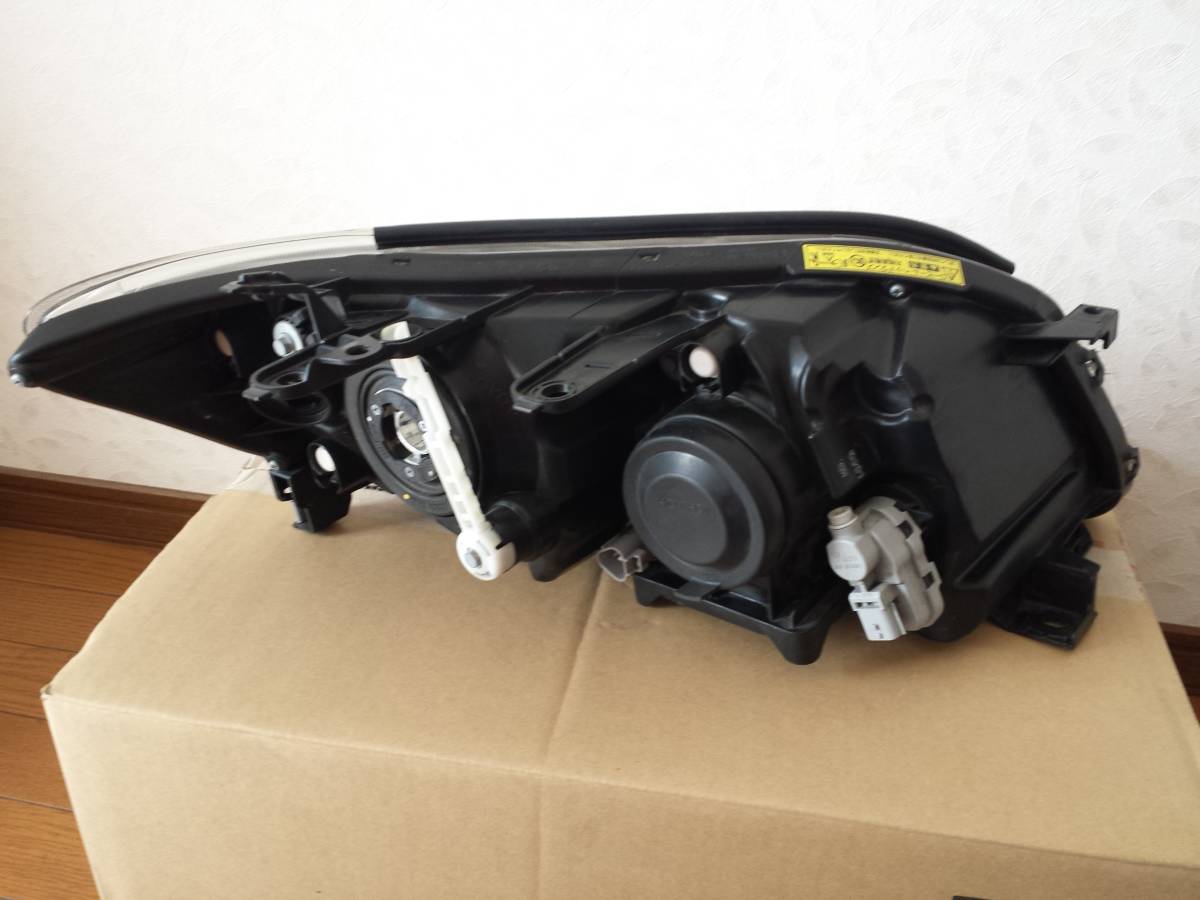 パーツ トヨタ 純正 ACA33W ACA38W GSA33W ヴァンガード 後期 HID