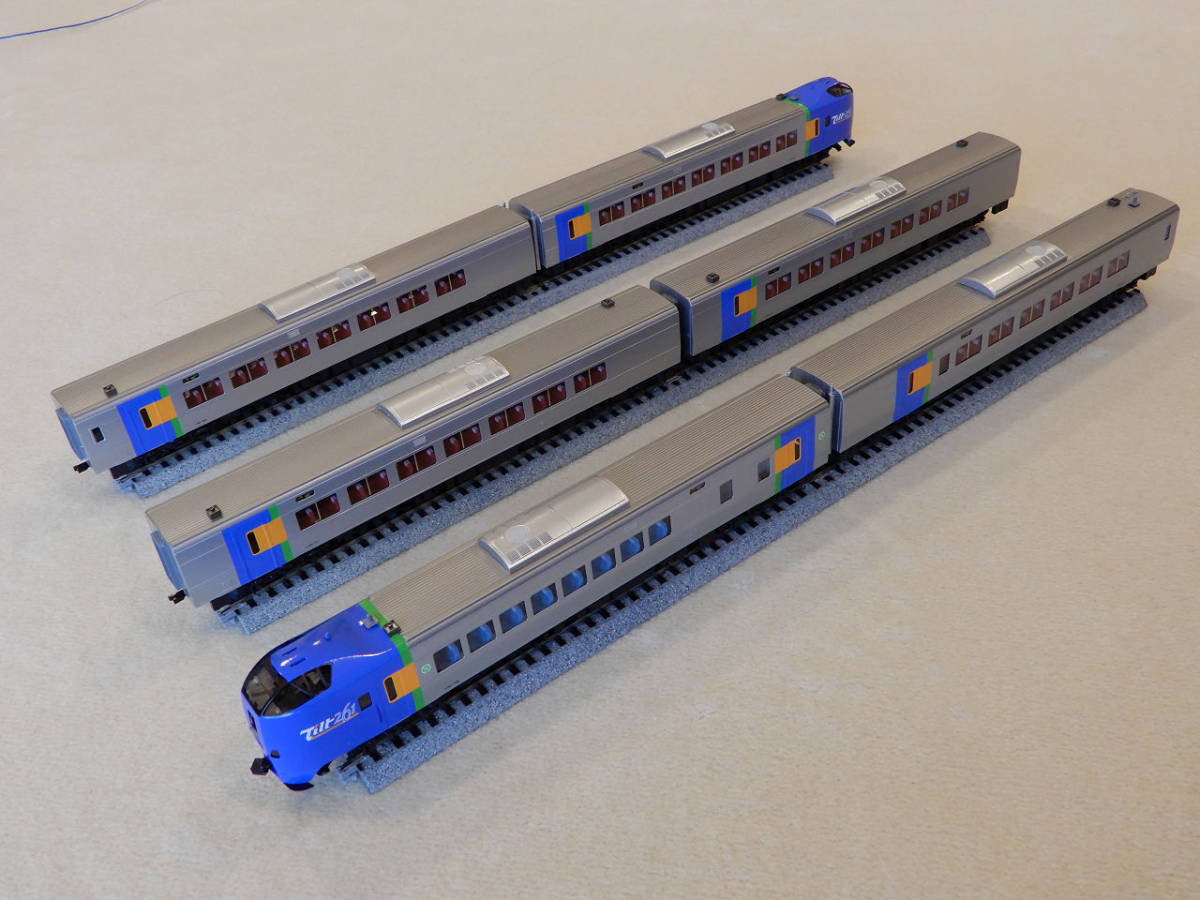 中古美品 エンドウ製 JR北海道キハ261系1000代「従来塗装」スーパー