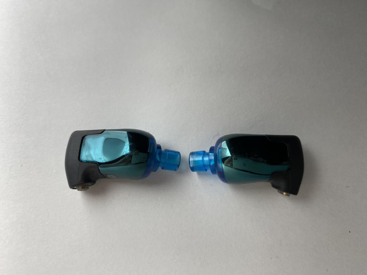 Ultimate Ears Triple.fi 10PRO UE イヤホン カナル型_5