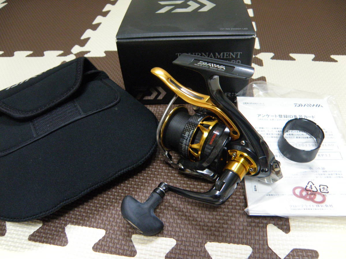 赤字超特価，送料無料 ＤＡＩＷＡ ダイワ 15トーナメント ＩＳＯ 2500ＳＨ－ＬＢＤ(ダイワ)｜売買されたオークション情報、yahooの商品情報をアーカイブ公開 - オークファン ダイワ
