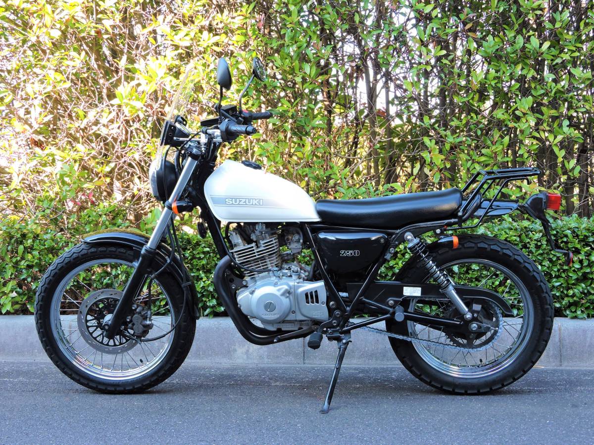 グラストラッカー スズキ ビッグボーイ 250cc 売り切り グラス