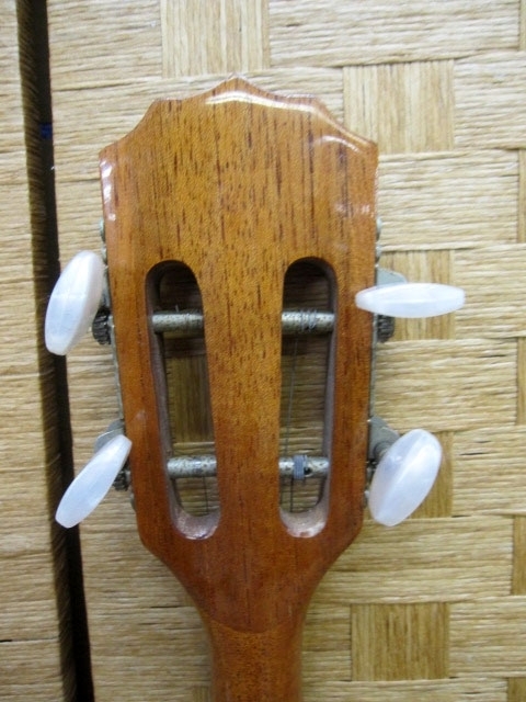 カヴァキーニョRozini Studio Cavaquinho Rozini .N Studio