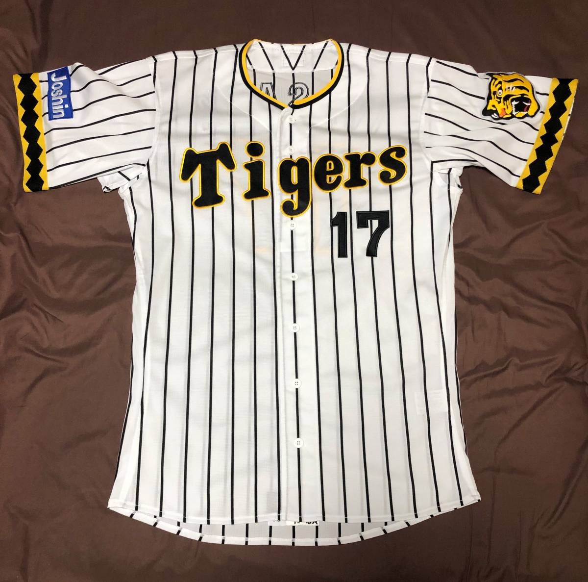送料無料，定番 阪神タイガース 岩貞投手 実使用ユニ 2016年(応援ユニフォーム、ウエア)｜売買されたオークション情報、yahooの商品情報をアーカイブ公開 - オークファン 応援ユニフォーム、ウエア