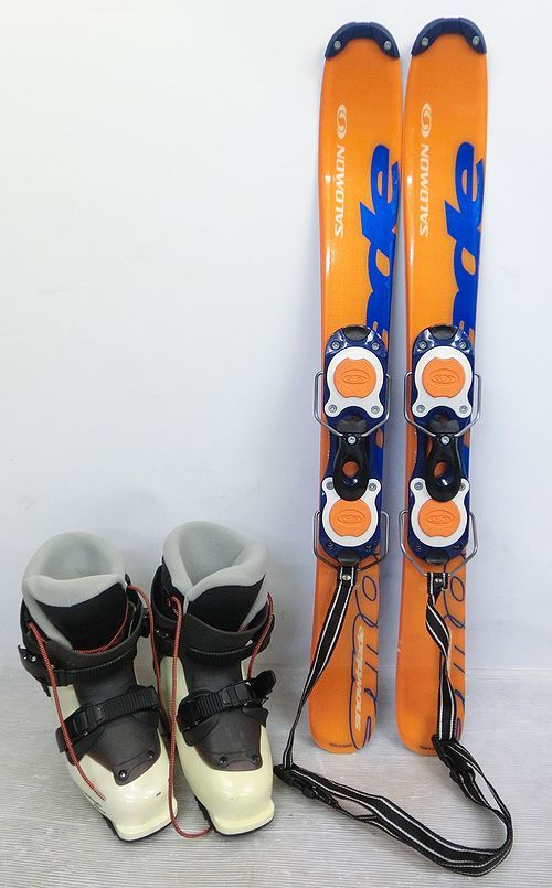 驚きの破格値，2026 Nサキ852 SALOMON サロモン Snowblade スノーブレード ファンスキー ブーツセット スキー板 90cm スキー靴 24cm ショートスキー(板、ブーツセット)｜売買されたオークション情報、yahooの商品情報をア 板、ブーツセット