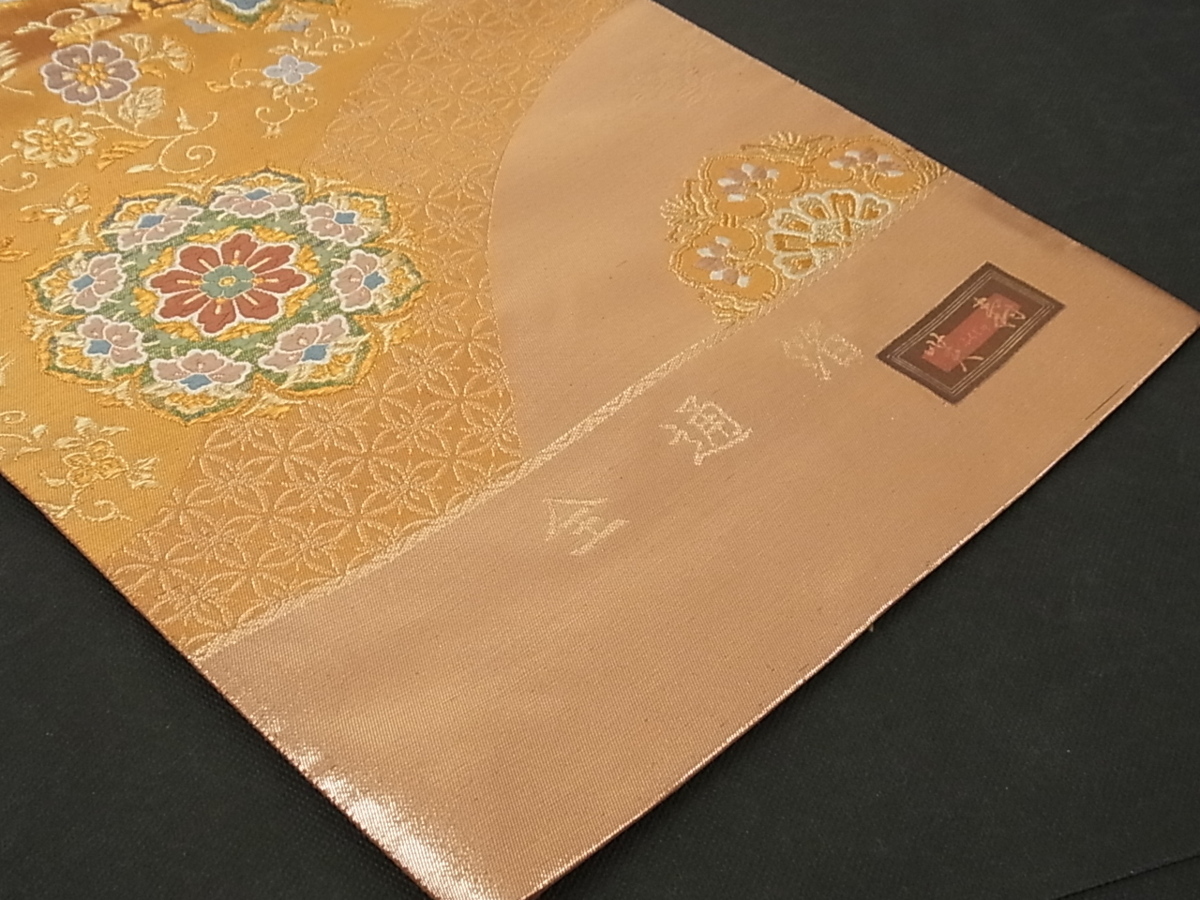 着物屋こころ□西陣 六通柄袋帯 唐織 宝相華 金糸 上代35
