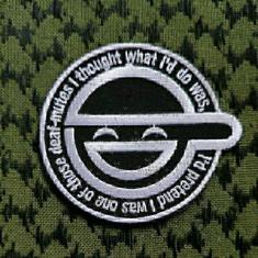 攻殻機動隊 笑い男 刺繍パッチ ベルクロ 黒 ワッペン サバゲー 部隊章 階級章 売買されたオークション情報 Yahooの商品情報をアーカイブ公開 オークファン Aucfan Com