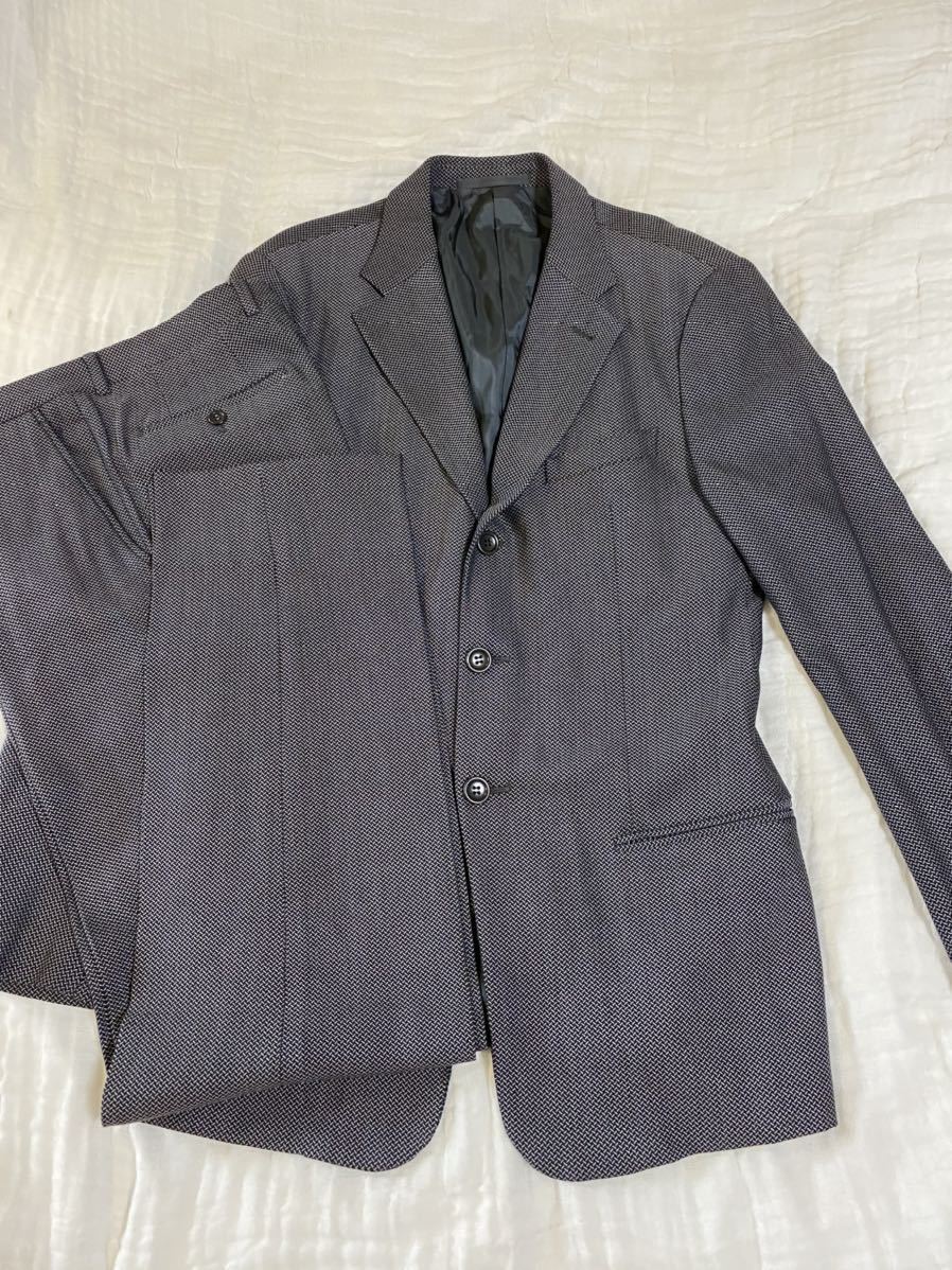 700947-015】ARMANI COLLEZIONI ネイビー柄スーツ アルマーニコレッ
