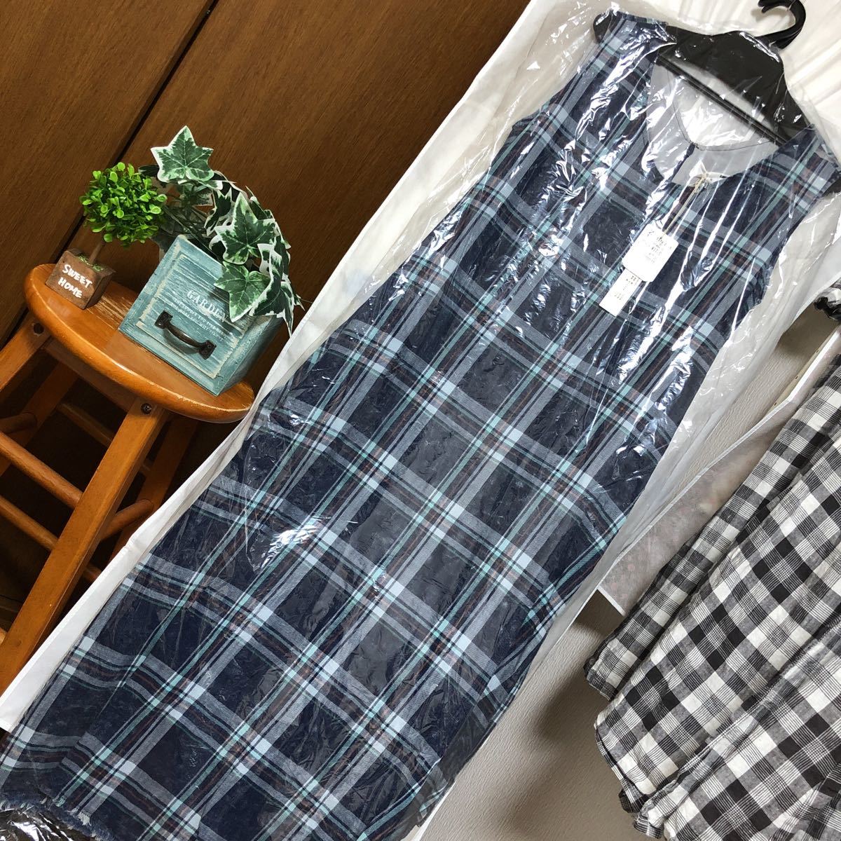  soeur7 スール 7 マドラスチェック ラップ風 インディゴ ロングワンピース 17064円 スコットクラブ 2020年(Mサイズ)｜売買されたオークション情報、yahooの商品情報をアーカイブ公開 - オークファ Mサイズ
