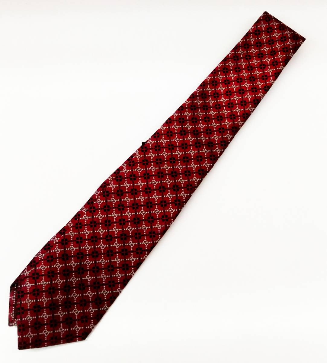 美品] GUCCI グッチ GGダイヤモンド シルクネクタイ ナロータイ 545072