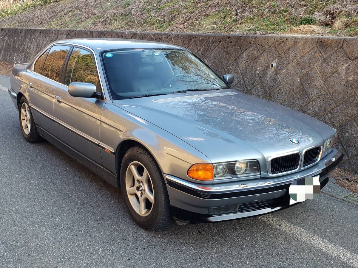 平成７年 Bmw 740i 7シリーズ V８ 8 革シート サンルーフ 7シリーズ 売買されたオークション情報 Yahooの商品情報をアーカイブ公開 オークファン Aucfan Com