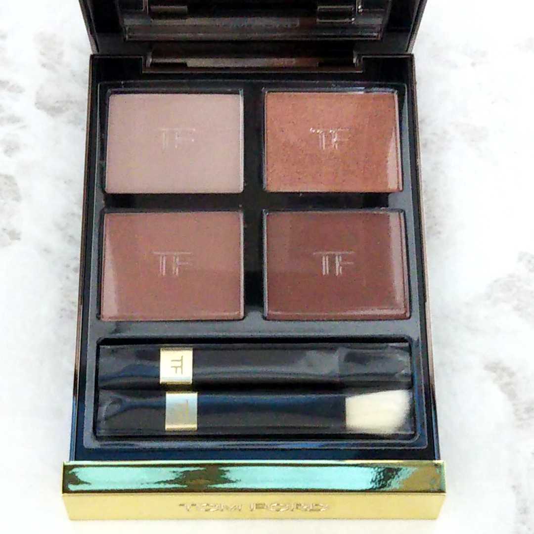 0 クォード アイ カラー TOM FORD スール トムフォード スールサーブル