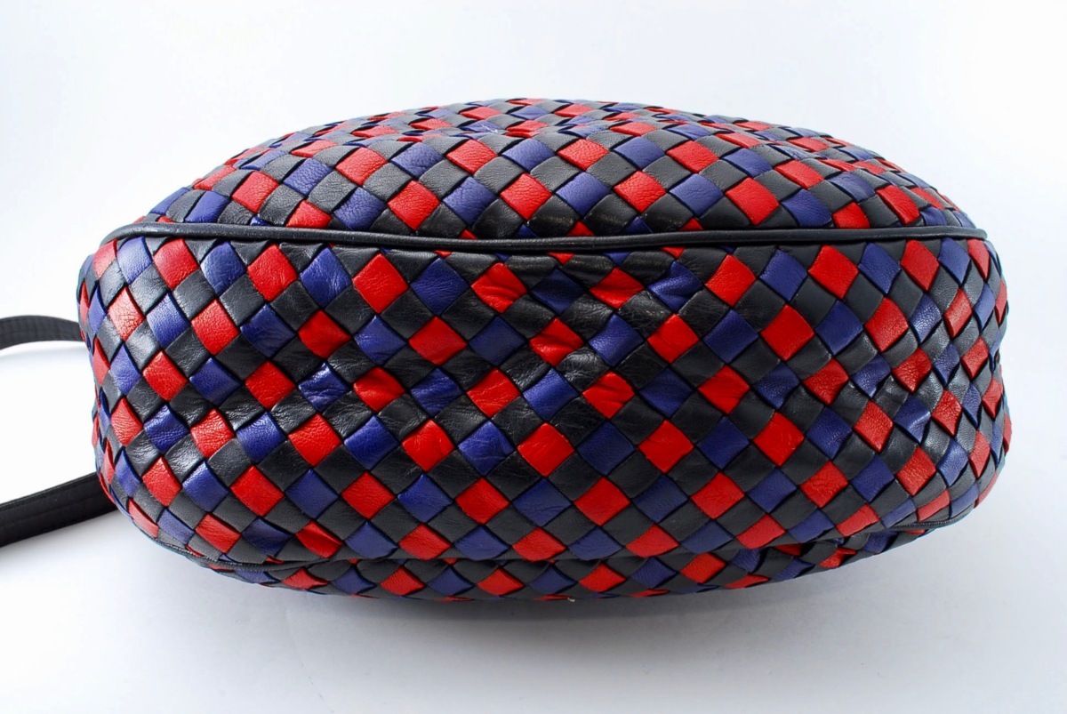 イントレチャート ボッテガヴェネタ BOTTEGA VENETA 巾着 ショルダー 