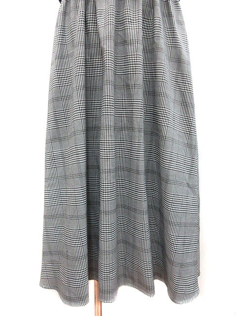 シンプリシテェ Simplicite ワンピース フレア ロング クルーネック ノースリーブ グレンチェック 黒 ブラック グレー St レディース Mサイズ 売買されたオークション情報 Yahooの商品情報をアーカイブ公開 オークファン Aucfan Com