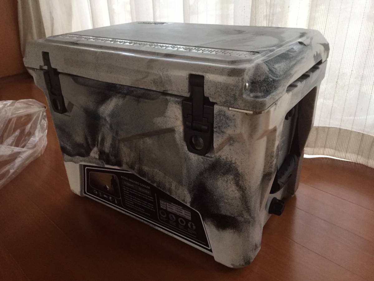 【新品未使用】アイスランドクーラーボックス 35QT 33.1L Iceland Cooler Box キャンプ アウトドア バーベキュー フィッシング等