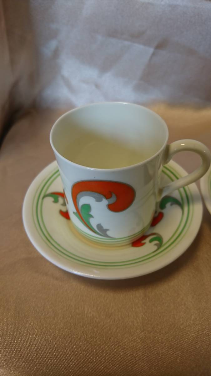 英国ビンテージロイヤル・ドルトンのデミタス(2客セット)