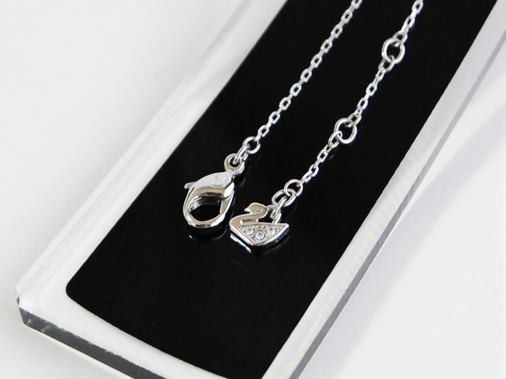 □【YS-1】 スワロフスキー ホースシュー ネックレス 馬蹄型 SWAROVSKI 