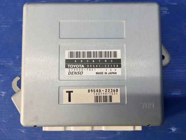 JZX100 チェイサー　後期ツアラーV 純正5速　外し　ECU コンピューター JZX100 チェイサー ツアラーV 後期 純正 ABS & TRC コンピューター