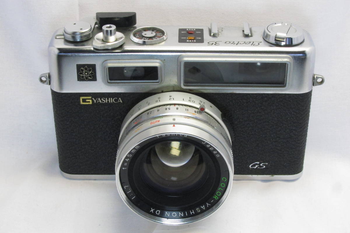 人気のフィルムカメラ Minolta XD、YASHICA Electro 、Canon 7