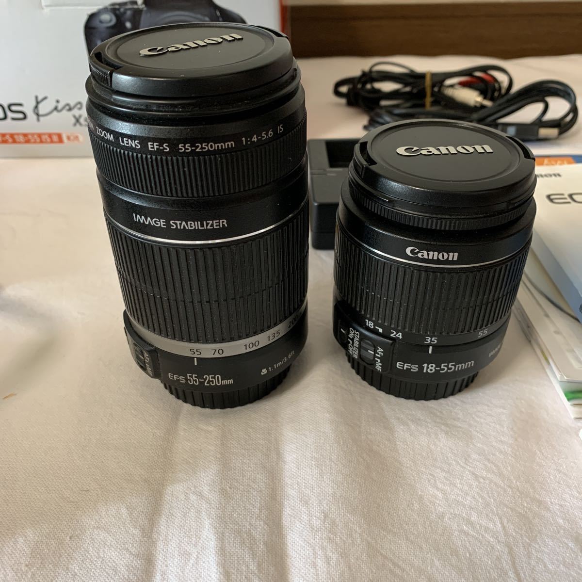 Canon キヤノン EOS Kiss X5 ダブルズームキット 一眼レフ入門に