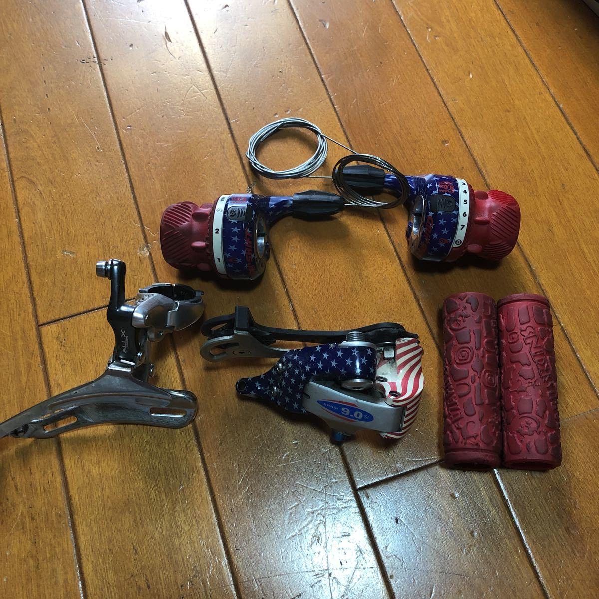 激安大特価，格安 SRAM 9.0 3&times;8s GRIP SHIFT セット 検 XTR OLD MTB 星条旗 USA(パーツセット)｜売買されたオークション情報、yahooの商品情報をアーカイブ公開 - オークファン パーツセット