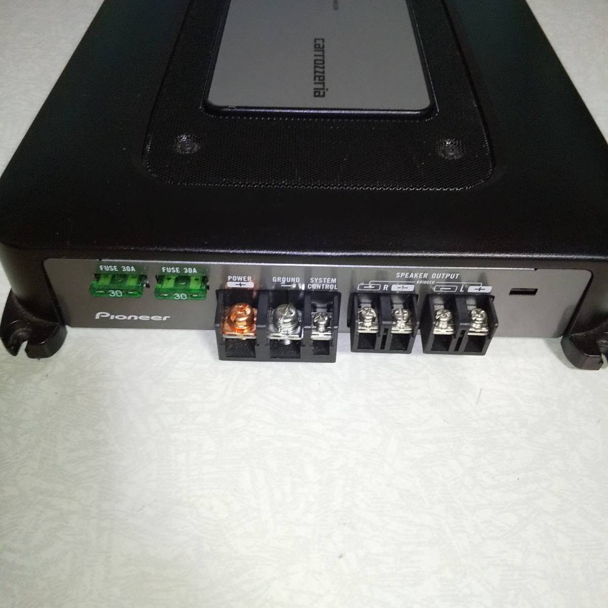 100W×4・ブリッジャブルパワーアンプ パワーアンプ｜システムアップ
