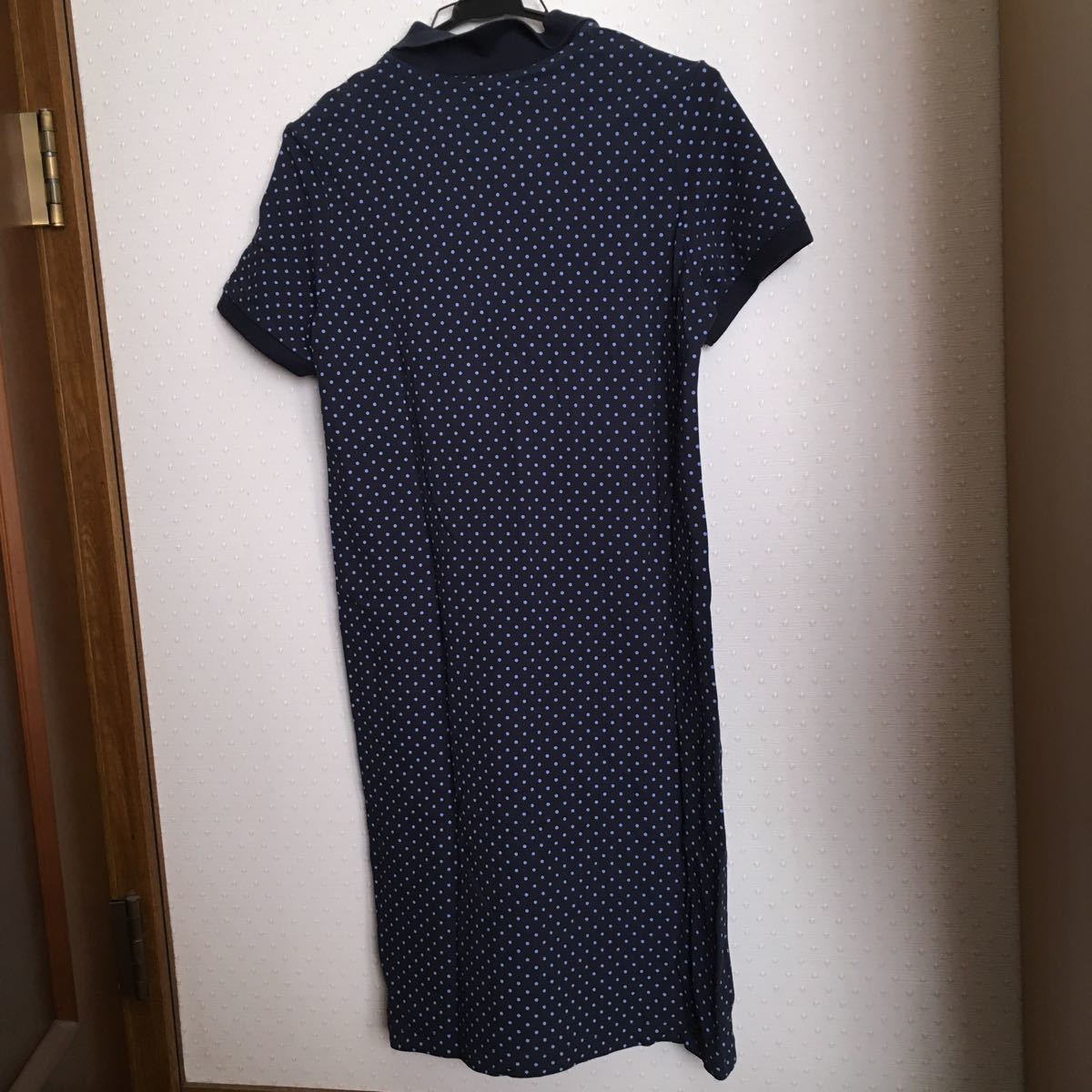 半袖ポロシャツワンピース レディース サイズl ユニクロ 紺 ネイビー ドット 女性用 売買されたオークション情報 Yahooの商品情報をアーカイブ公開 オークファン Aucfan Com