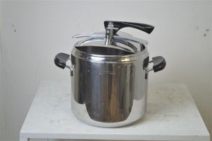 lagostina 鍋のYahoo!オークション(旧ヤフオク!)の相場・価格を見る