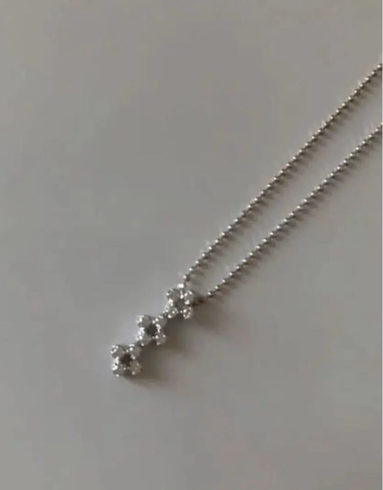 ヴァンドーム青山 k18WG ネックレス ダイヤ 0.14ct 【送料無料】_1