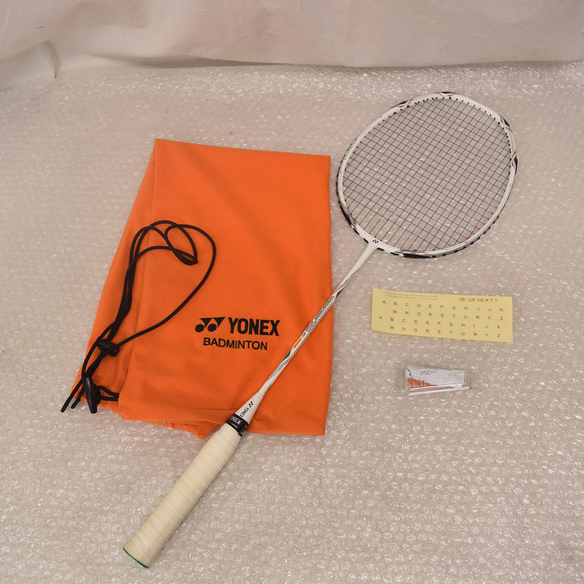  627T/ヨネックス /YONEX VOLTRIC 70 E tune 4UG5 ボルトリック イーチューン バドミントンラケット /ガット NBG98(ラケット)｜売買されたオークション情報、yahooの商品情報をアーカイブ公開 - オークフ ラケット