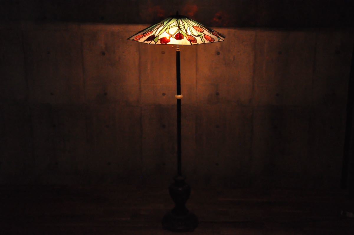 に*し様 【SALE】スモークガラス フロアスタンドライト 展示品(2503A④ ステンドグラス フロア グラス フロアスタンド」の人気商品一覧 フロア