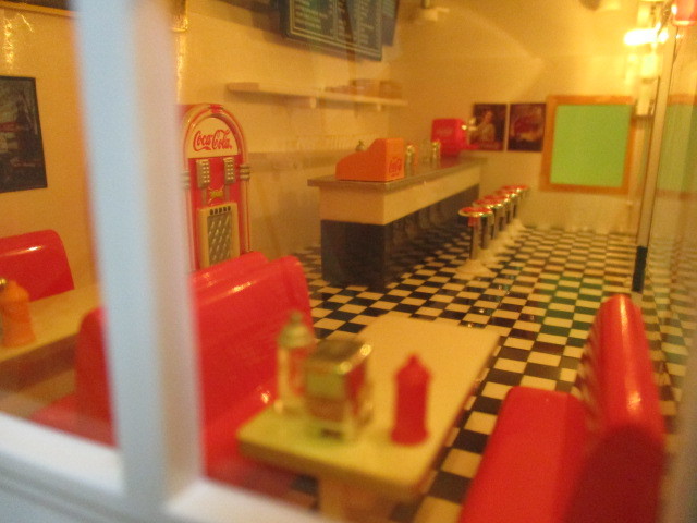♪コカ・コーラ DINER MINIATURE HOUSE ダイナーハウス ジオラマ 時計