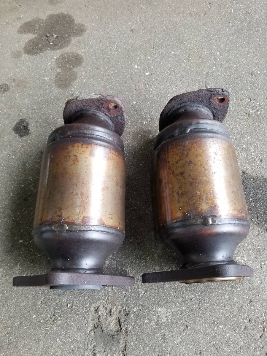 3UZ 第一触媒 キャタライザー 2個セット セルシオ ソアラ マジェスタ