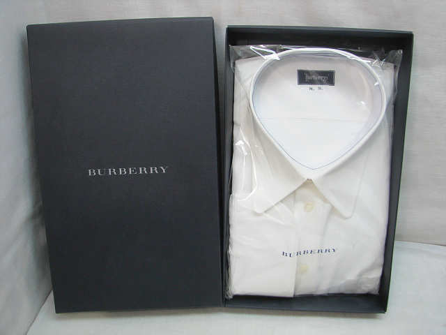 バーバリー Burberry 高島屋 オーダーメイド ワイシャツ 白 ホワイト色 3l相当 大きいサイズ ネーム入 トップス 売買されたオークション情報 Yahooの商品情報をアーカイブ公開 オークファン Aucfan Com