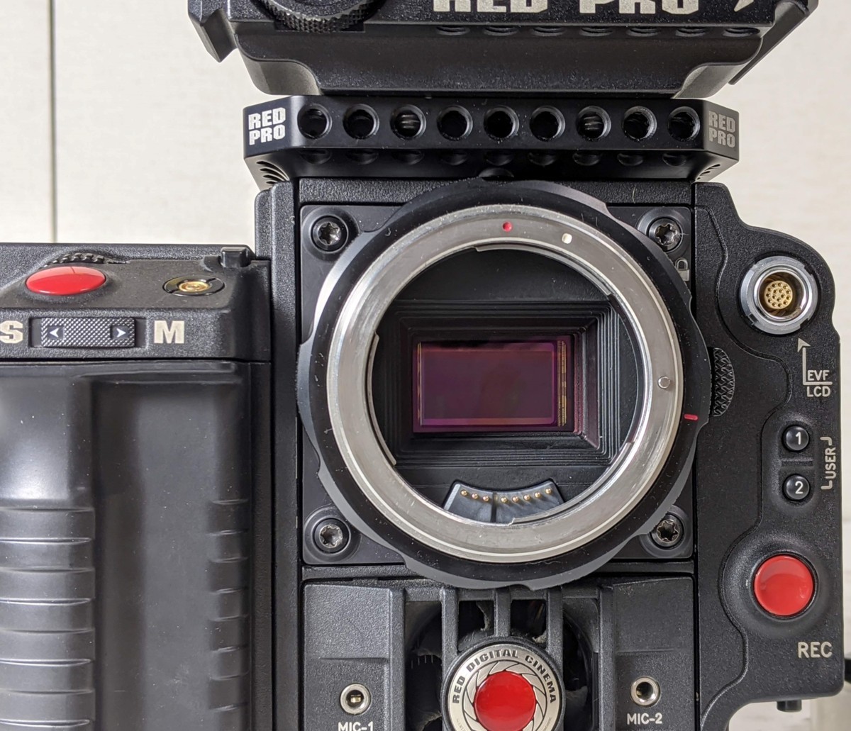 □RED EPIC Mysterium-X EF レッド 5K デジタルスチールモーションカメラ 4k 60p対応 EFマウント RED MAG 128GB他付属 中古□