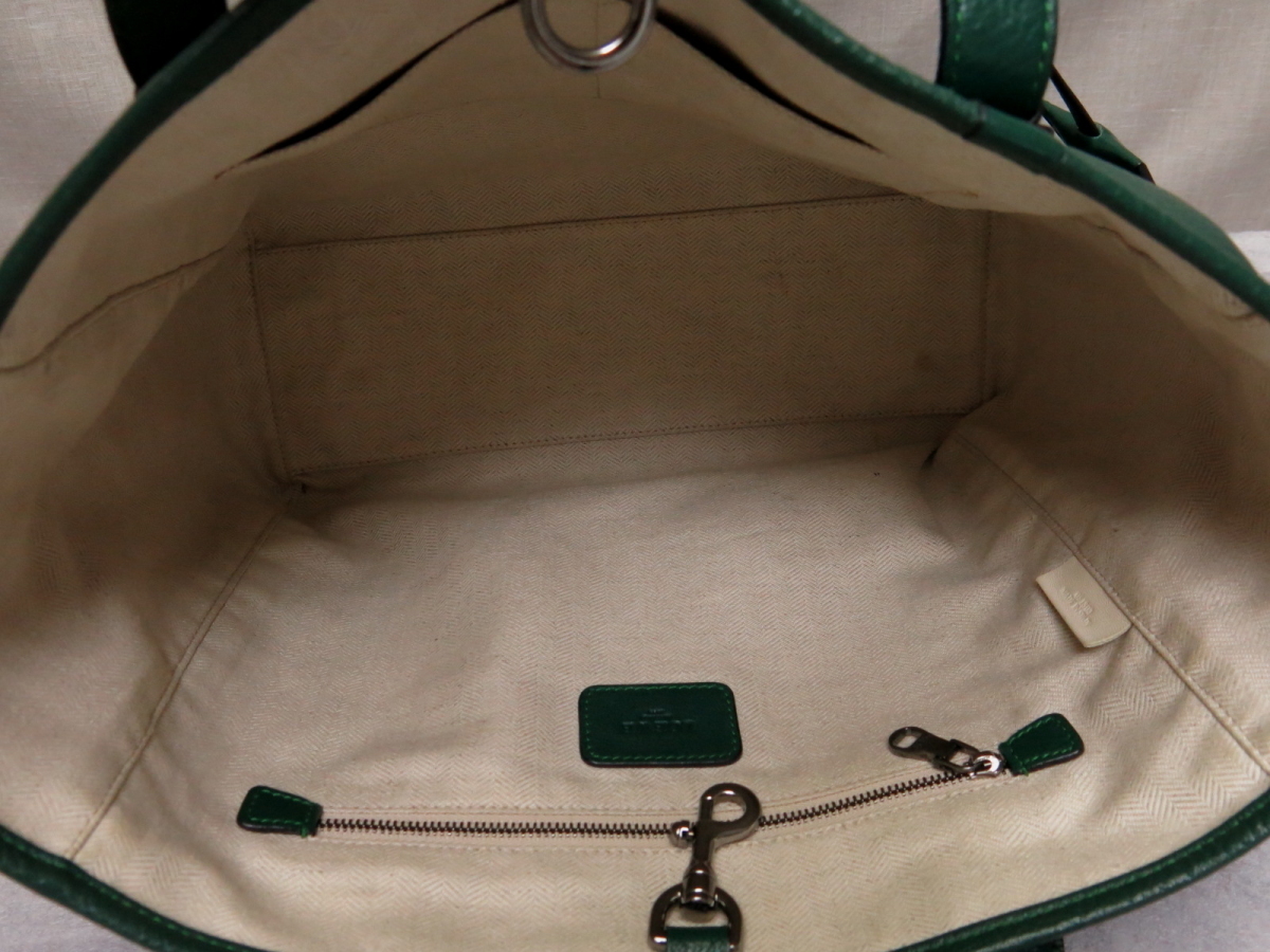 ○美品○LOEWE ロエベ○ヘリテージ○ロゴ 型押し カーフ レザー 本革