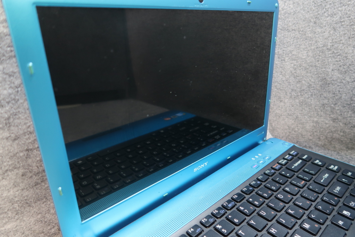 SONY VAIO VPCEA37EC Core i3-型番不明 4GB DVDスーパーマルチ ノート