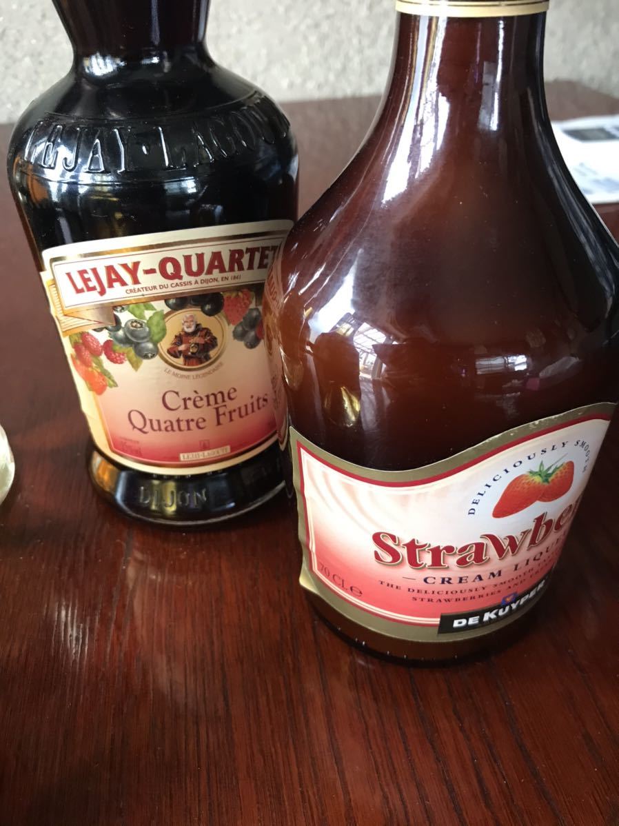 ミニボトルのお酒セット(ウイスキー ブランデー リキュール類