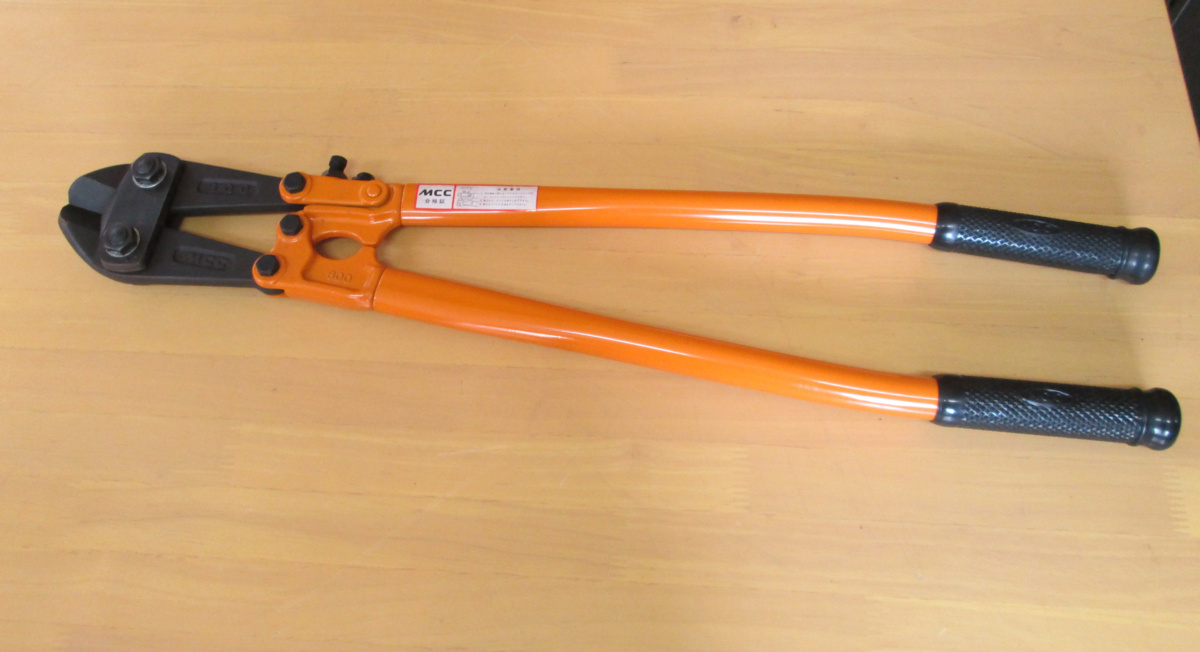 驚きの破格値，新作 MCC 600 CAPIOMM JAPAN 10mm 600mm ＃４ アングルカッター ボルトクリッパー 使用済み 良品 全長62.5センチ(アングルカッター)｜売買されたオークション情報、yahooの商品情報をアーカイブ公開 - オーク アングルカッター