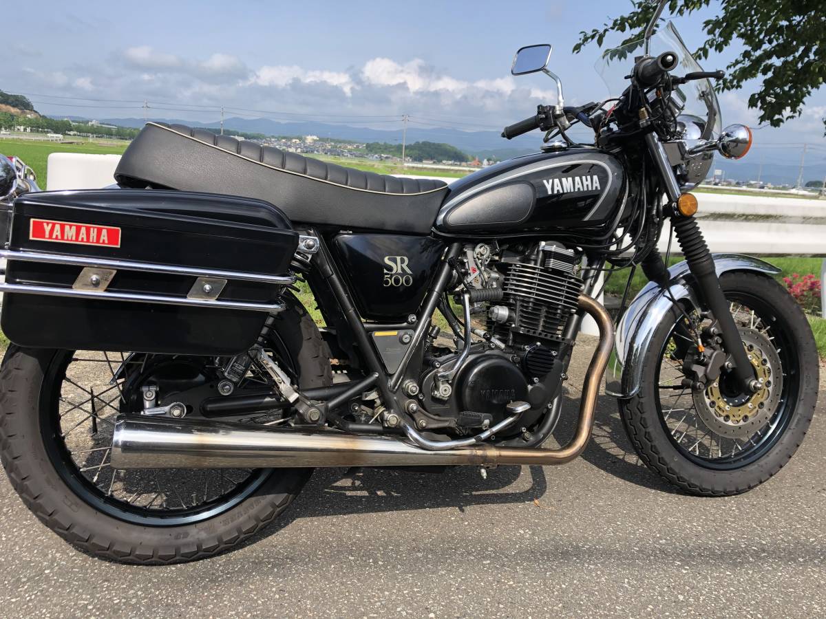 SR400 | ヤマハ SR400(ヤマハ) ブラック系・黒色のバイク一覧 