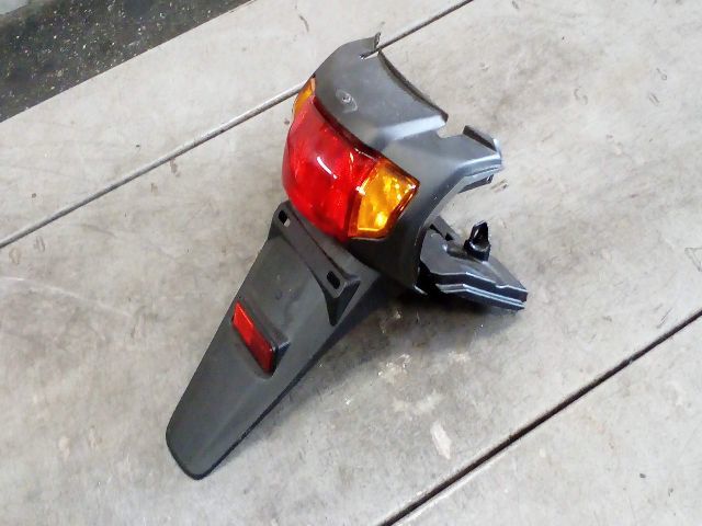 AF79 TACT テールランプ&リアフェンダー HONDA 純正 中古品_2