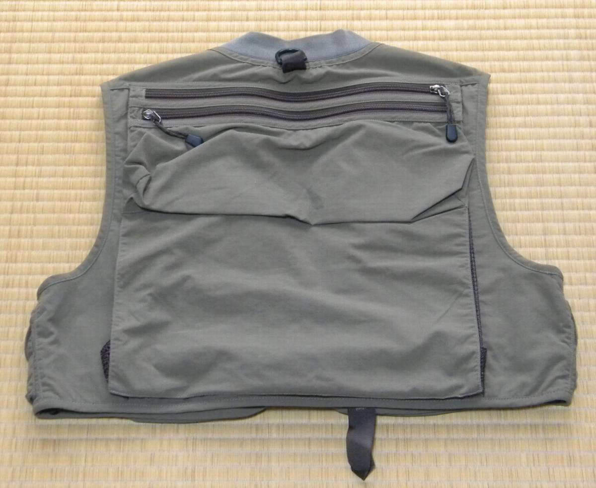 美しい価格 【☆美品☆フライフィッシング用ベスト】 シムス/SIMMSの